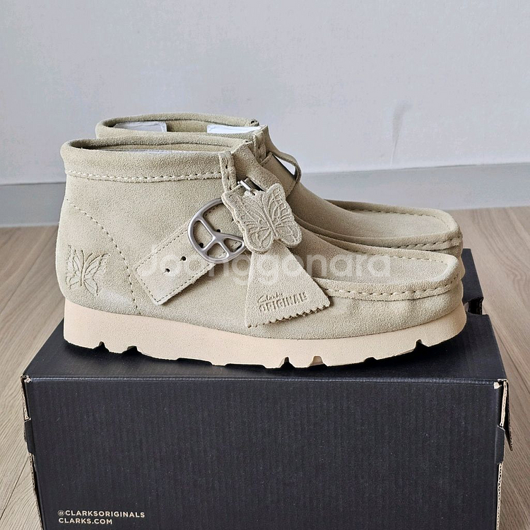 240) 클락스 X 니들스 왈라비 스트랩 부츠 메이플--0