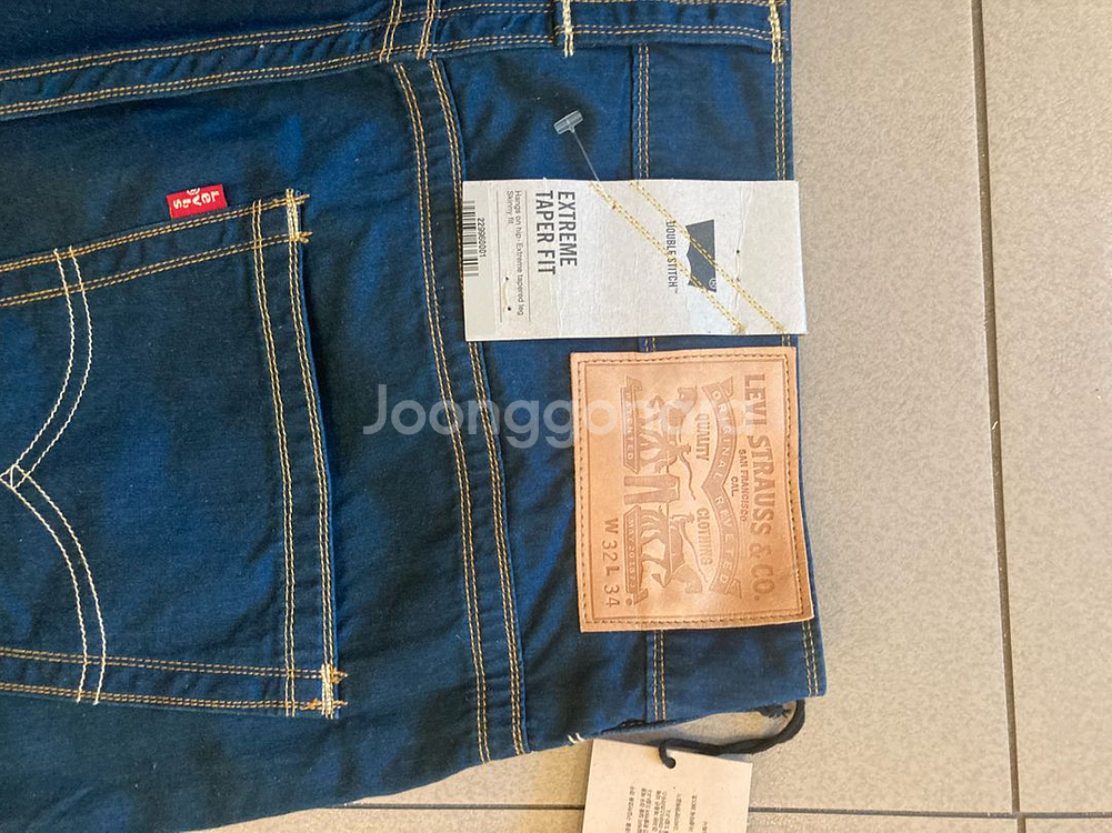 리바이스 청바지 Extreme Taper fit--2