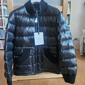 몽클레어 여성 패딩