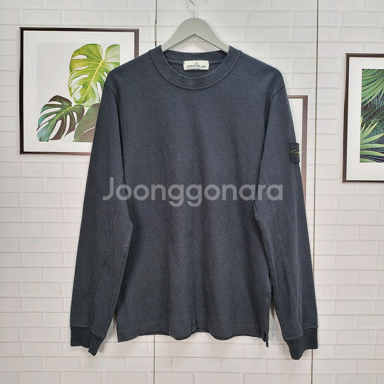 스톤아일랜드 맨투맨 블랙 M 사이즈--0
