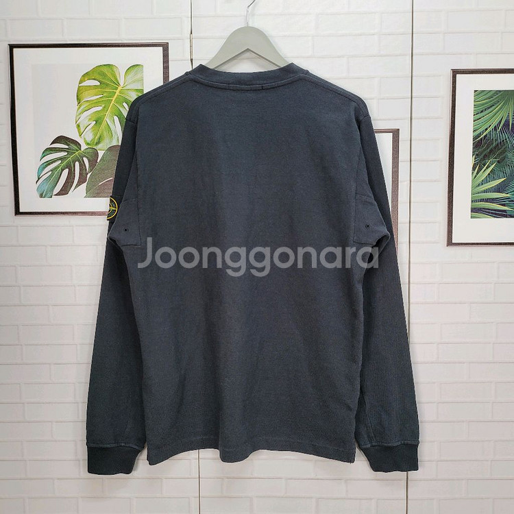 스톤아일랜드 맨투맨 블랙 M 사이즈--5