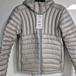 제로그램 25fw 라모나 130 XL 새제품 판매