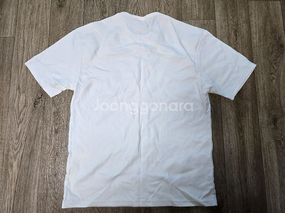 유핑 골드라벨 세미오버핏 반팔티 크림 L 팝니다--2