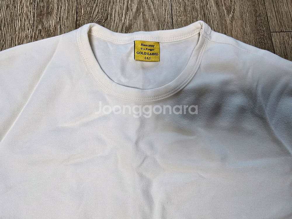 유핑 골드라벨 세미오버핏 반팔티 크림 L 팝니다--1