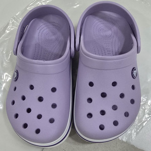 크록스 키즈 J1 200 새상품 라벤더 새상품
