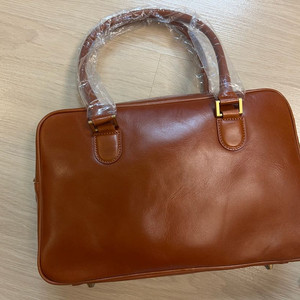 시엔느 avenu leather bag (tan 컬러)