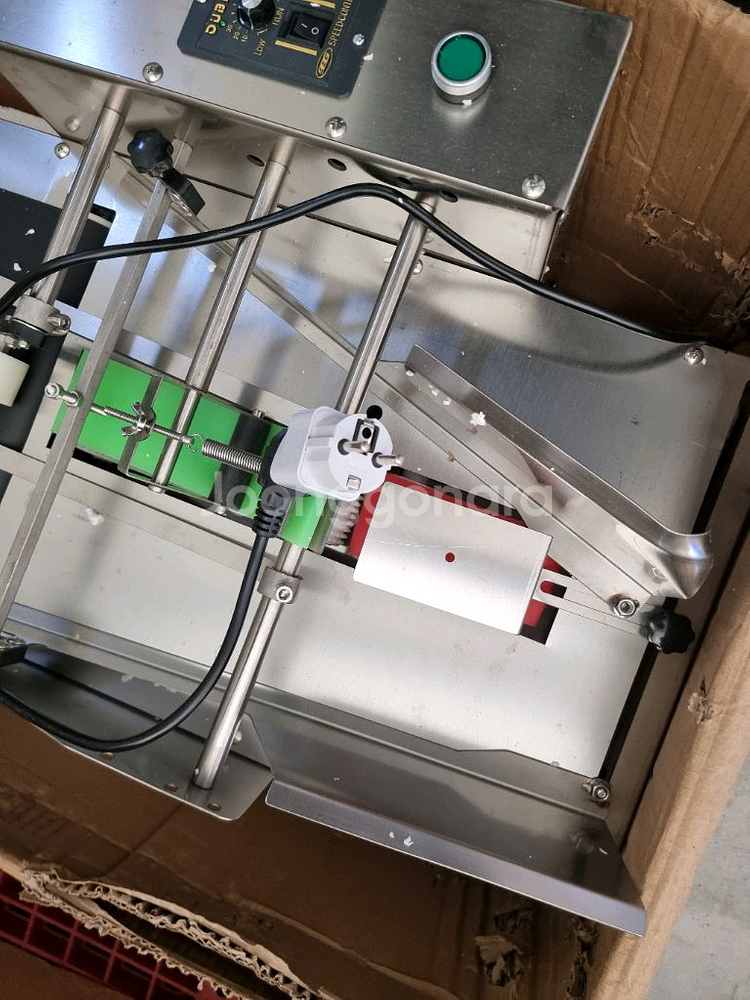 속도조절 컨베이어 자동페이지 매칭기계--3