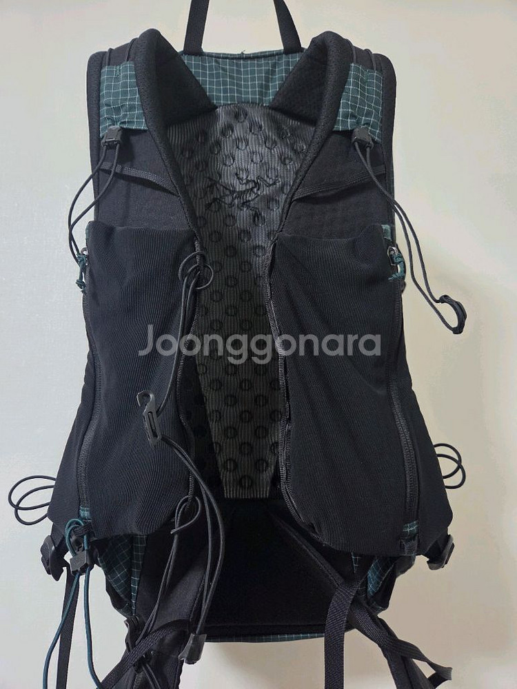 아크테릭스 에어리어스 30 (레귤러)--3