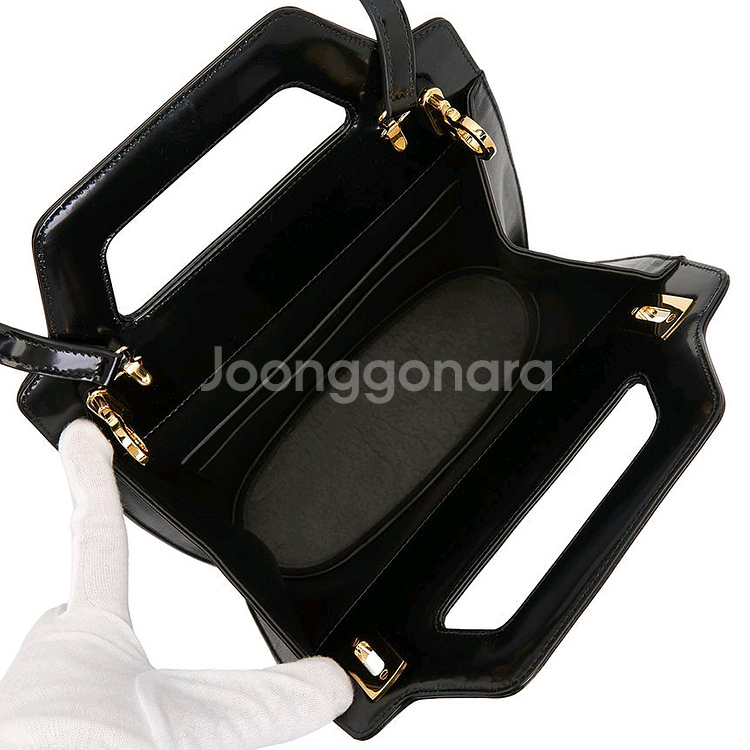 [새상품] 페라가모 완다백 미니 블랙--3