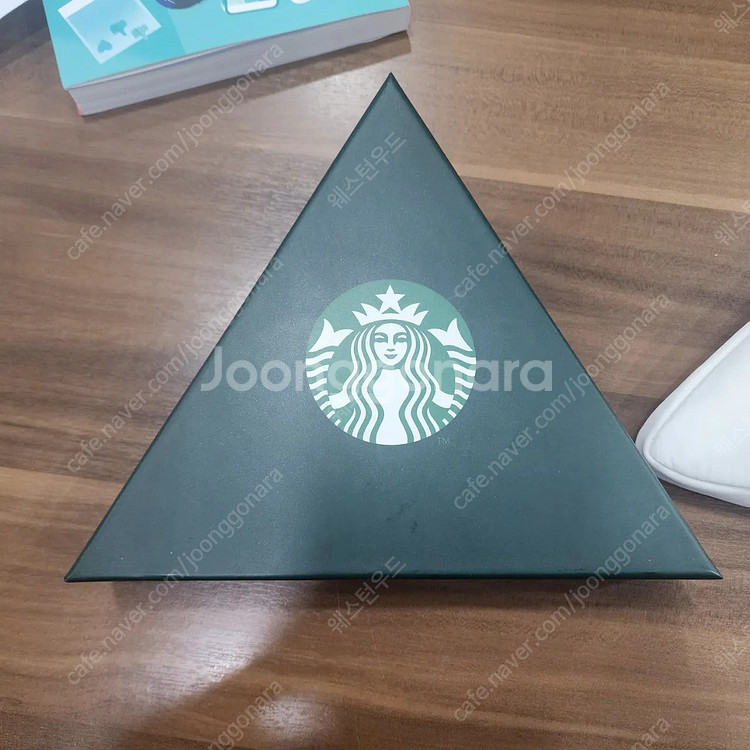 미개봉] 스타벅스 미니파우치 5000원--2