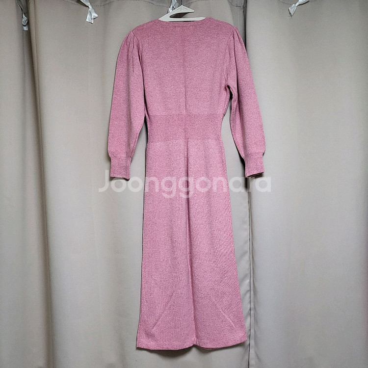 반값 / 어깨퍼프 / 롱니트 원피스--2