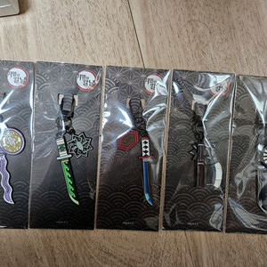 귀멸의 칼날 일륜도 키링 새상품 메가박스 기유 사네미