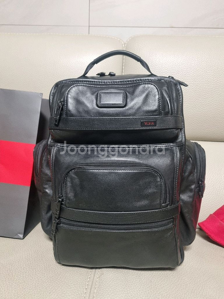 투미 알파2 티패스 백팩 가죽--1