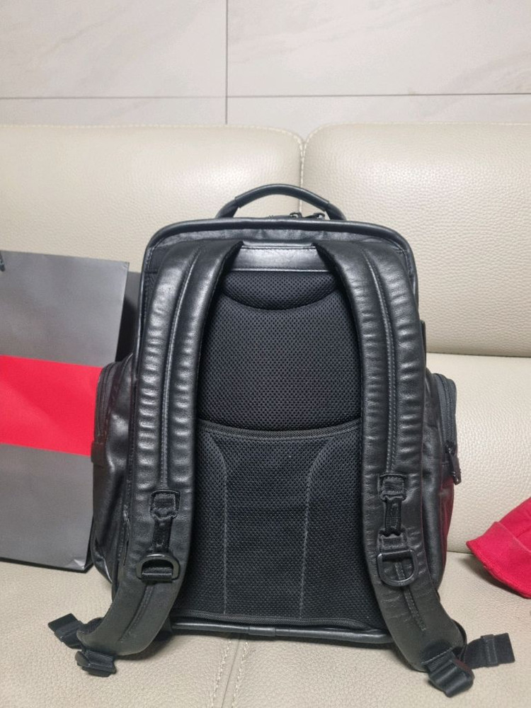 투미 알파2 티패스 백팩 가죽 이미지
