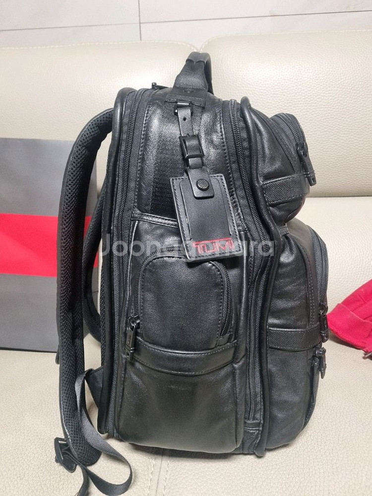 투미 알파2 티패스 백팩 가죽--2