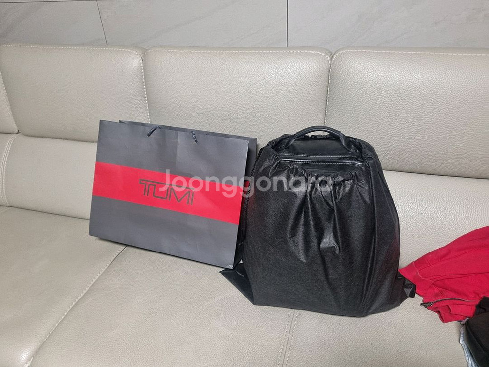 투미 알파2 티패스 백팩 가죽--9