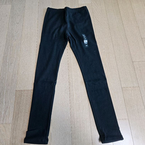 쌍둥이 탑텐키즈 레깅스 기모 없음 쫀쫀한 스타일 새상품