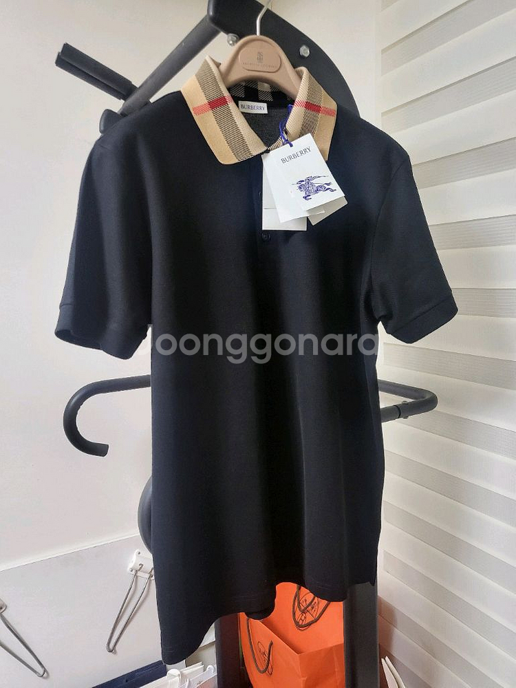 25SS 버버리 코튼 반팔 폴로셔츠 L(새상품)--0