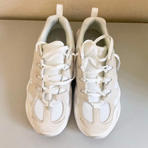 나이키 테크 헤라 (235)