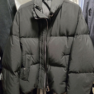 솔리드옴므 108 패딩 50사이즈