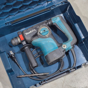 마끼다 로타리 함마드릴 (HR 2811F) 중고팝니다