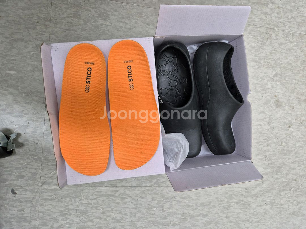 스티코 주방화 새상품1개,중고1개 240팝니다--5