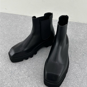 블랙 스퀘어토 첼시 부츠 280