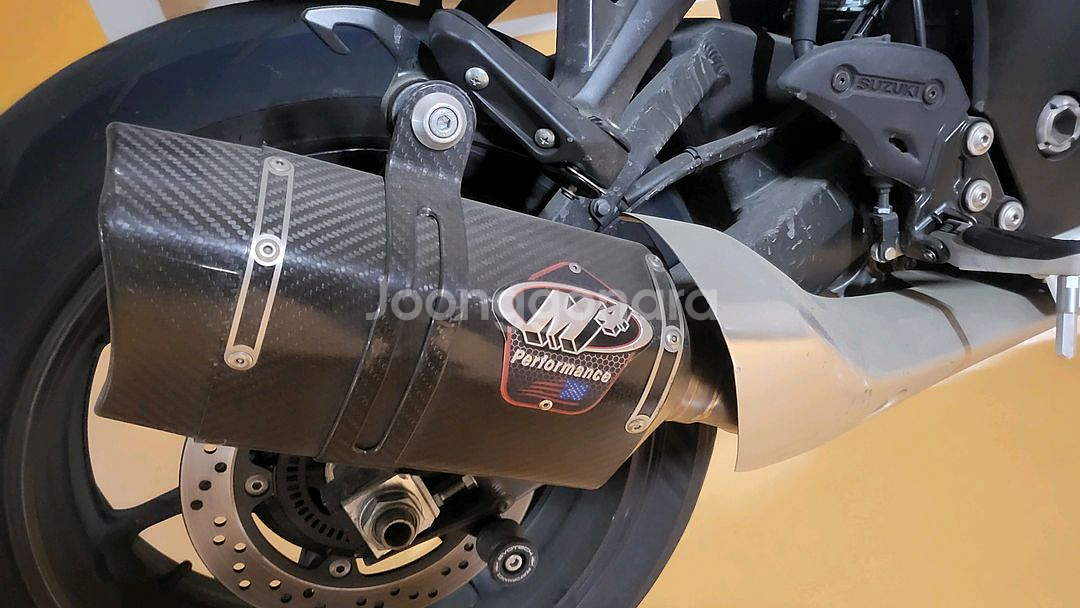 22년식 짧은 키로수 하야부사 팝니다.--9