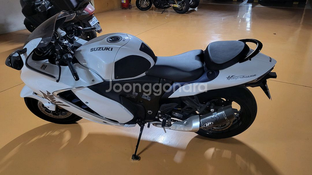 22년식 짧은 키로수 하야부사 팝니다.--2