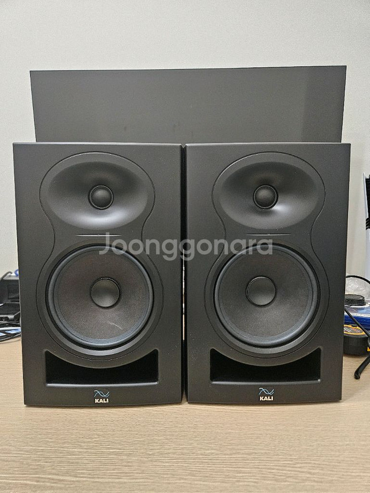 KALI LP6v2 칼리 오디오 모니터 스피커 블랙 2--0