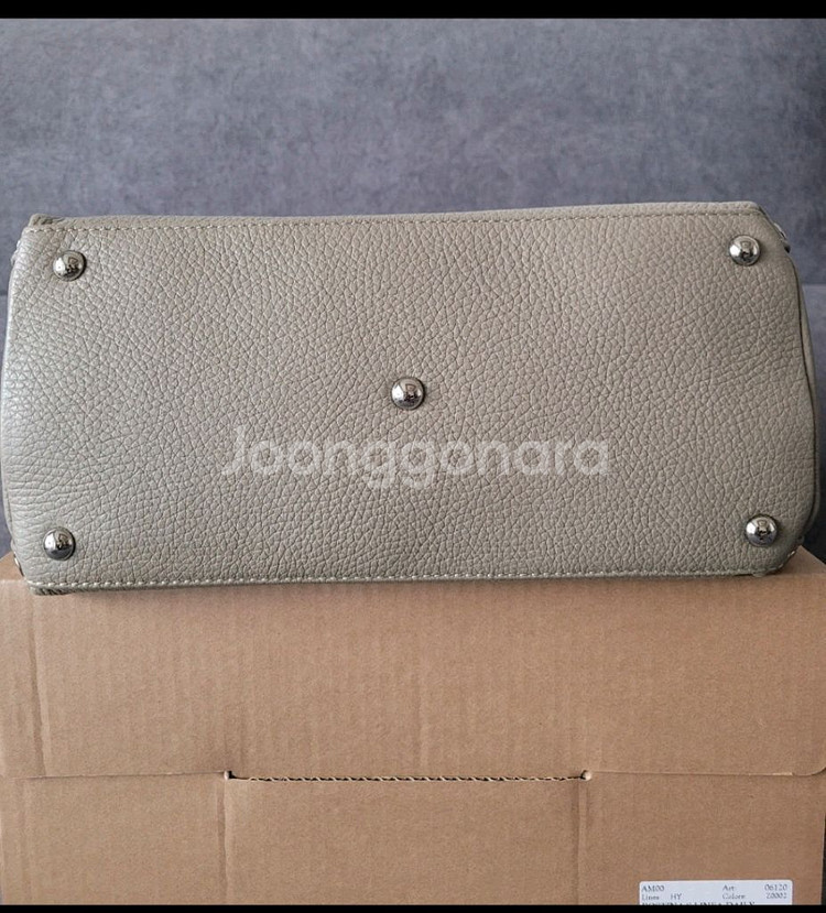 자넬라토포스티니스몰토드앤크로스.토프베이지색--3