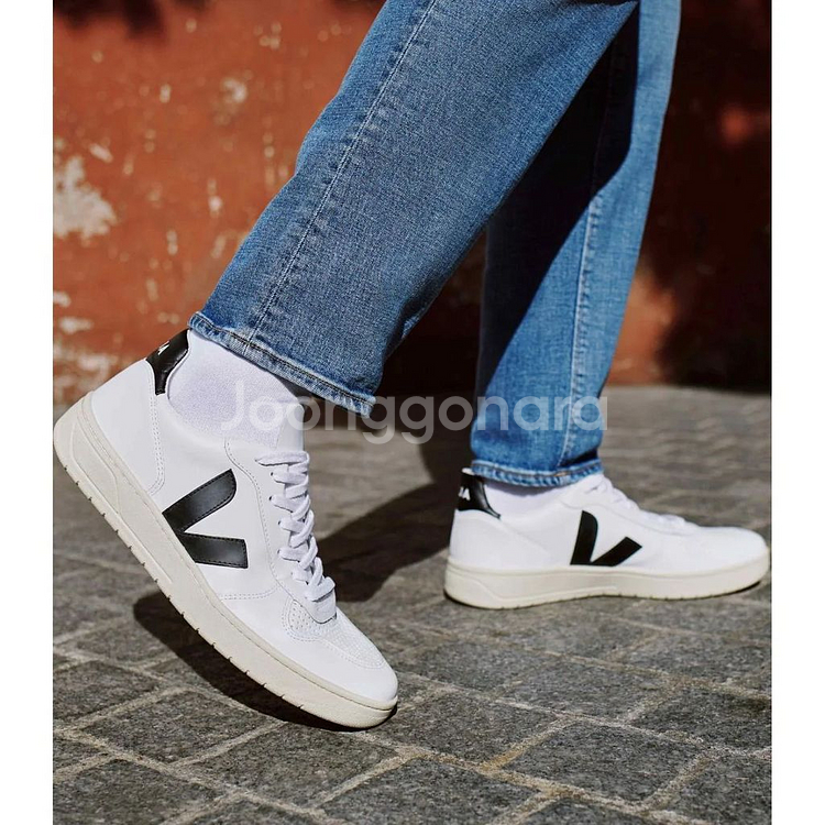 베자 Veja V10 레더 스니커즈 - 사이즈 270--7