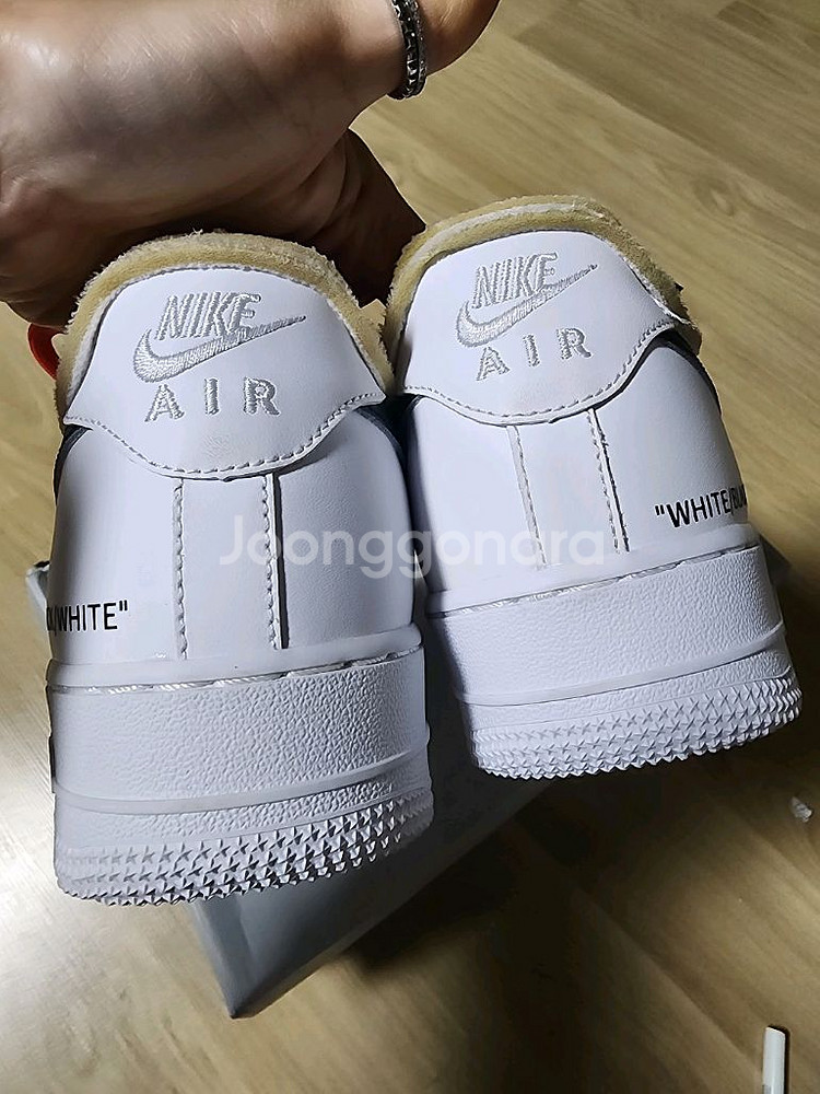 나이키 에어포스 흰/검 260 사이즈--1