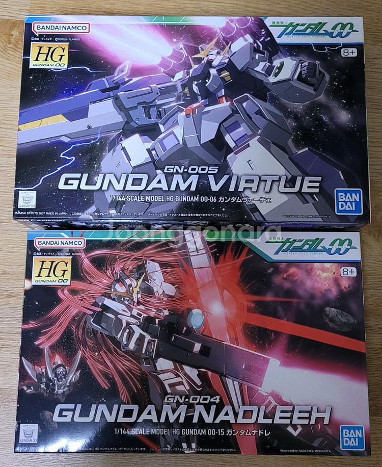 반다이건담 hg,hguc,빌드 건담,더블오,자쿠,캠퍼등--1