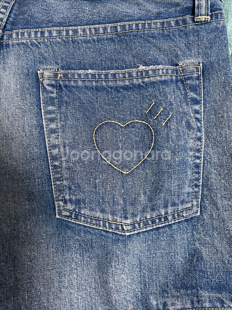 휴먼메이드 셀비지 워싱 디스 데님 팬츠 34--2