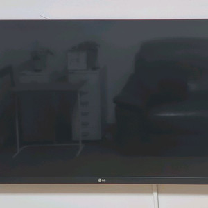 LG 47인치 TV / 벽걸이