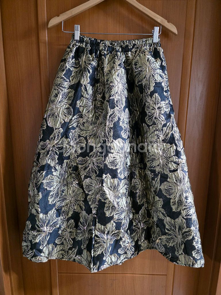 화려하고 예쁜 골드 쟈가드 롱스커트--2