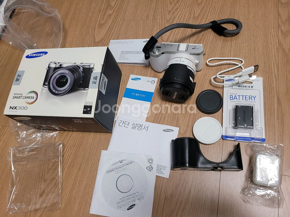 삼성 nx300 바디 + 18-55mm III 렌즈--0
