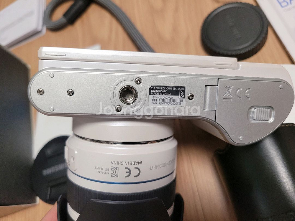 삼성 nx300 바디 + 18-55mm III 렌즈--3