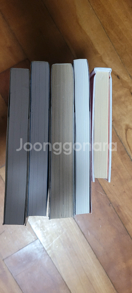 김사과 책 5권 판매합니다.--1