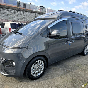 25년형 스타리아3인승하이루프LPG캠핑카(미사용)