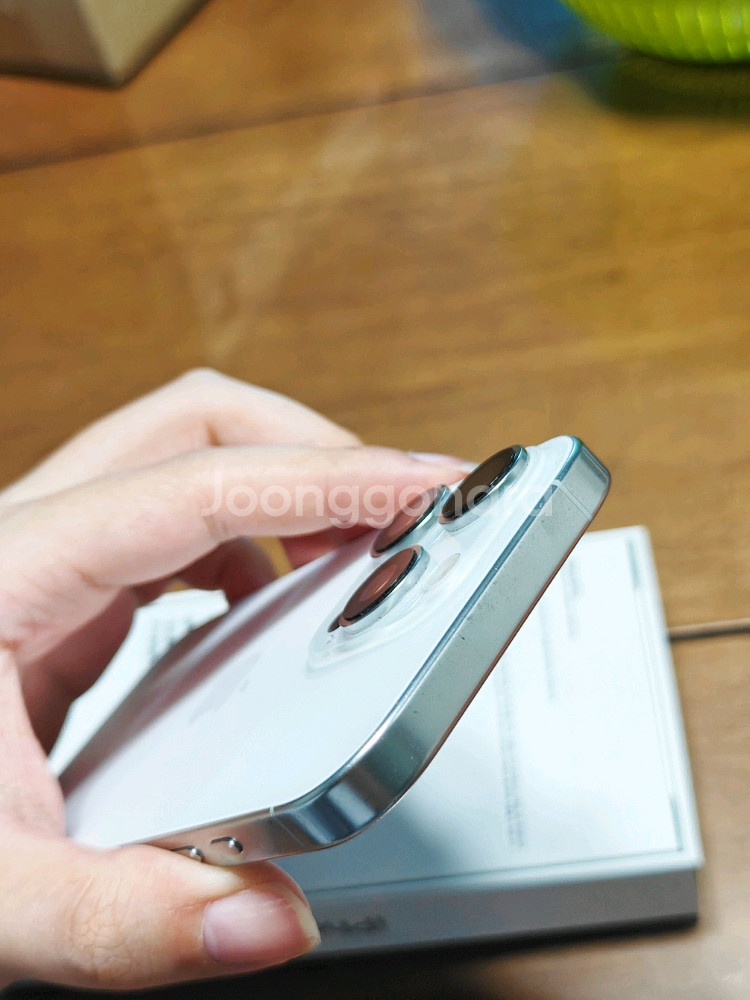 iOS 18 아이폰 16 프로 256기가 화이트 티타늄--5