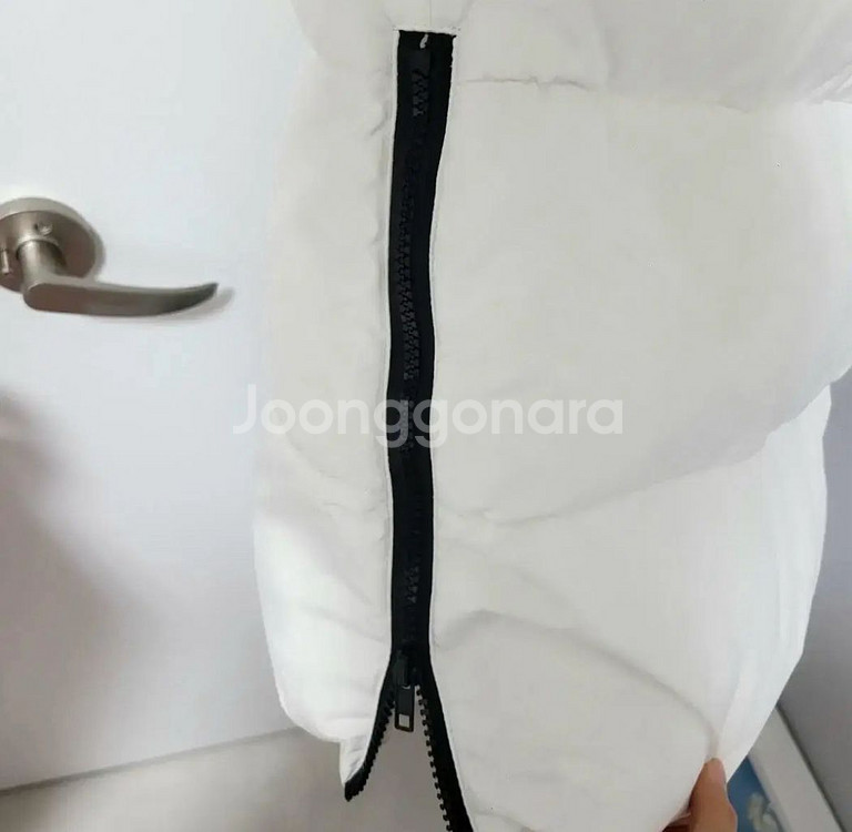 하스웰론 충전재 화이트 롱패딩--4