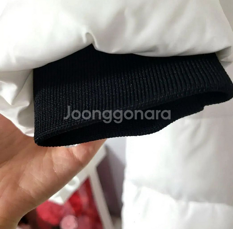 하스웰론 충전재 화이트 롱패딩--3