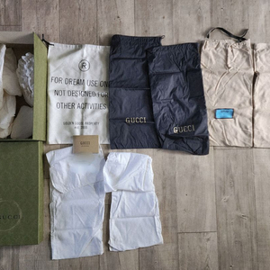 구찌 골든구스 더스트백