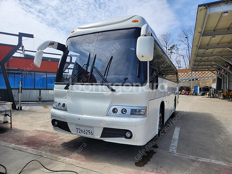 캠핑버스 BH090 08년식 버스캠핑카 팝니다--1