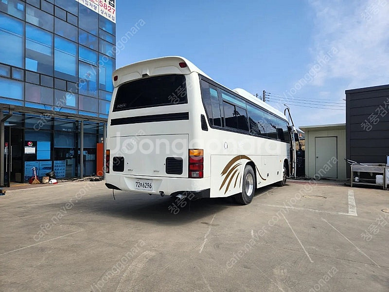 캠핑버스 BH090 08년식 버스캠핑카 팝니다--2