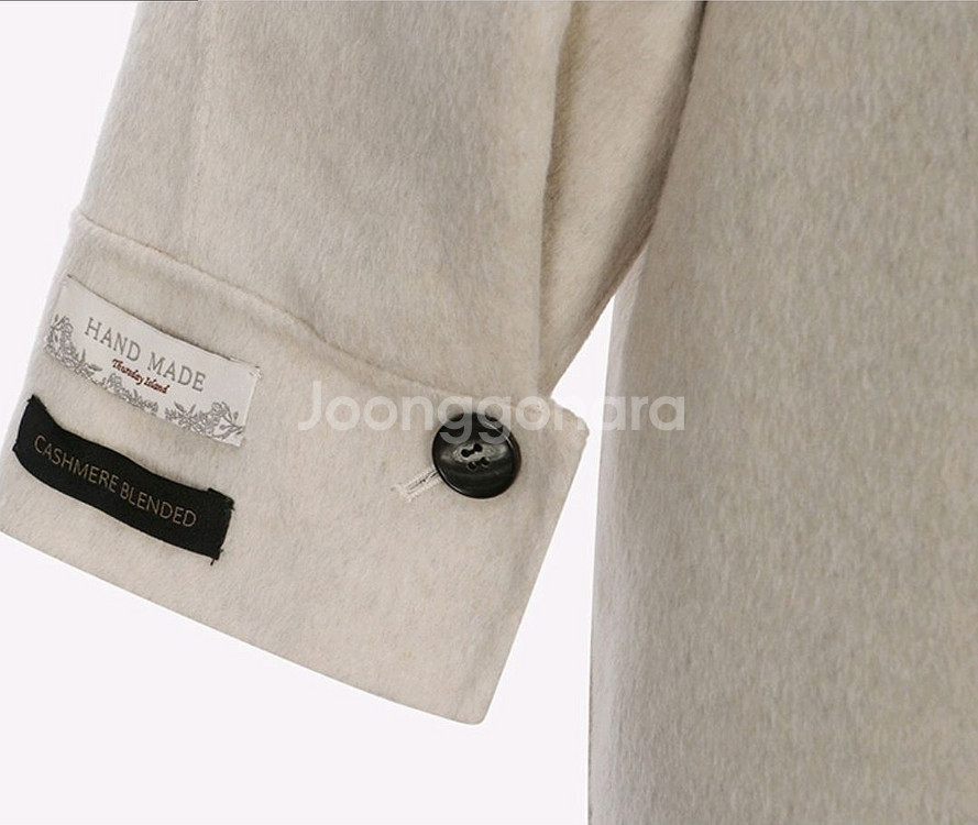 써스데이아일랜드 핸드메이드 코트(새제품)--4