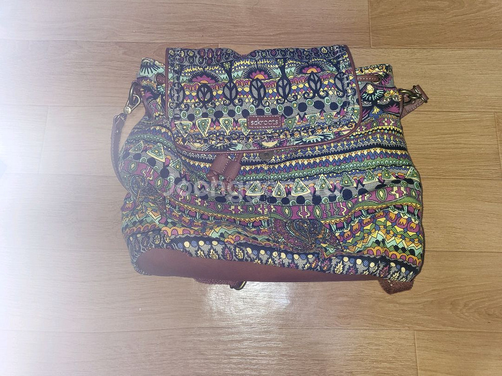 여성용 백팩 + 숄더백 가능. 팝니다.--0