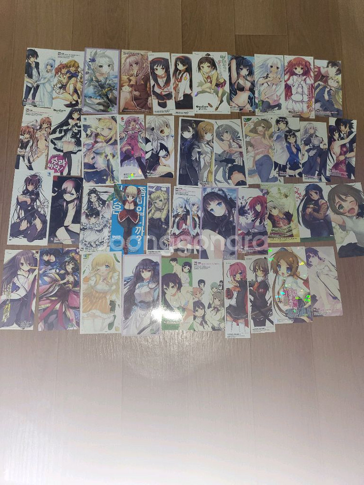 라이트노벨 초판 부록.아크릴등 180개 팝니다.--0